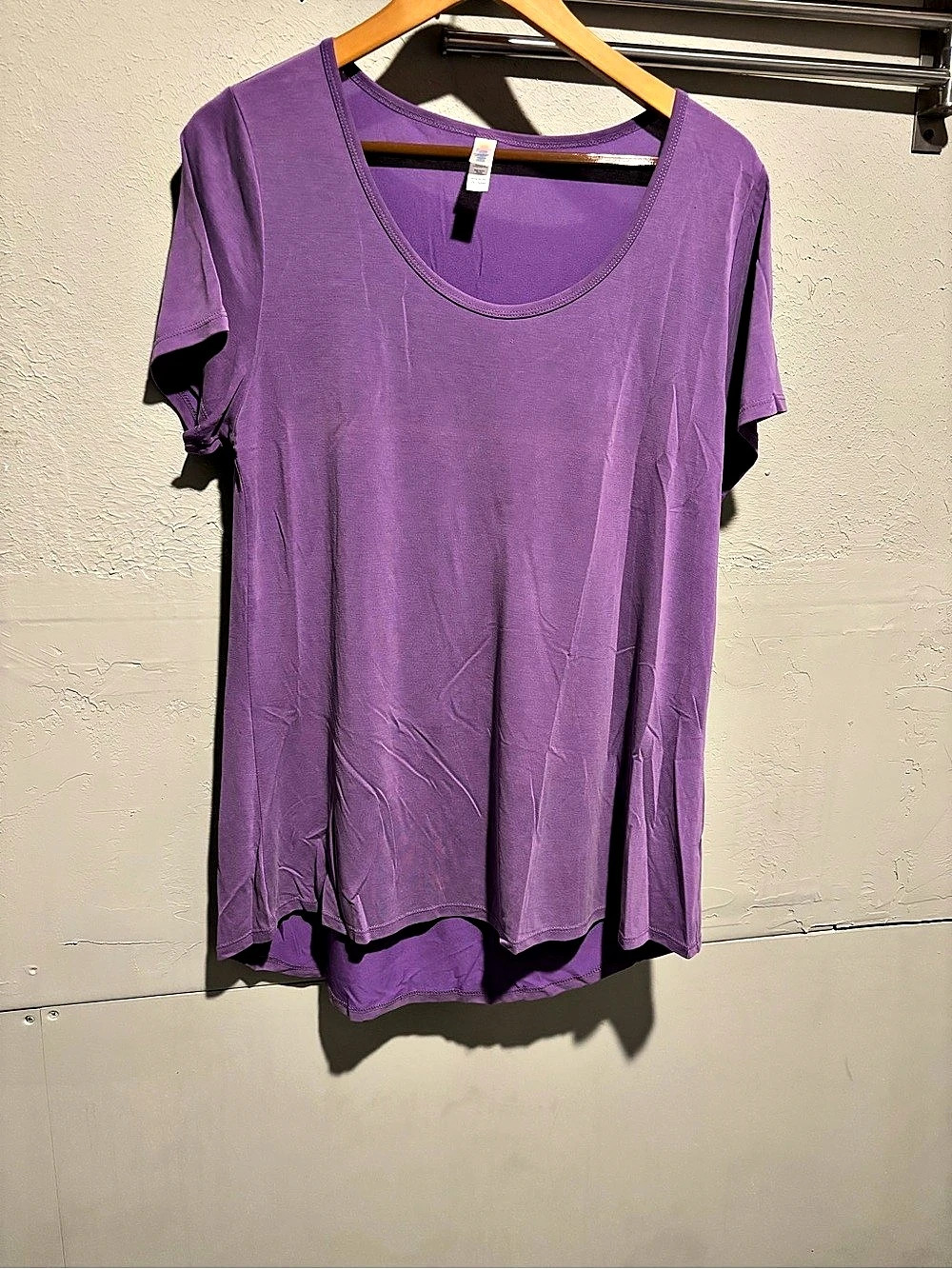 Lularoe Classic T Purple Short Sleeve Top Large